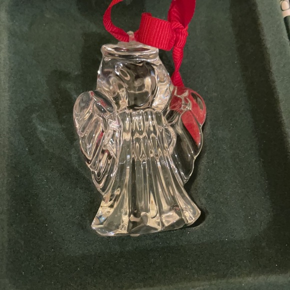 Waterford Crystal Christmas Endearments Angel Ornament - Picture 3 of 5